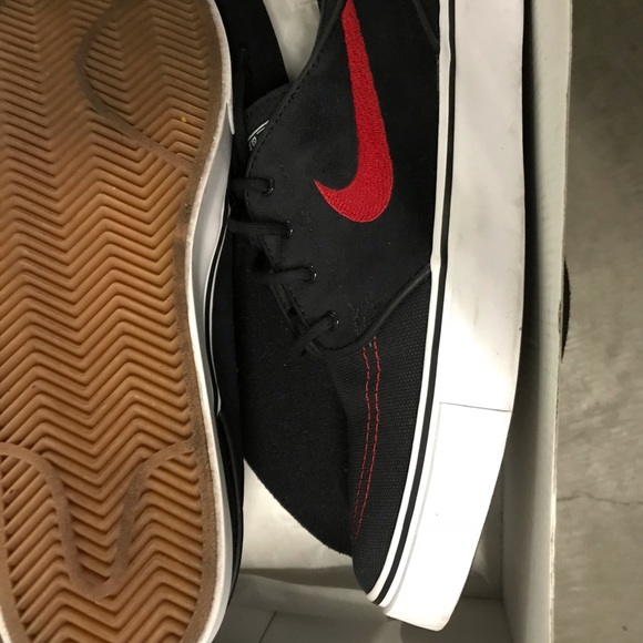 COPY - NikeSneakers Janoski - Picture 2 of 3